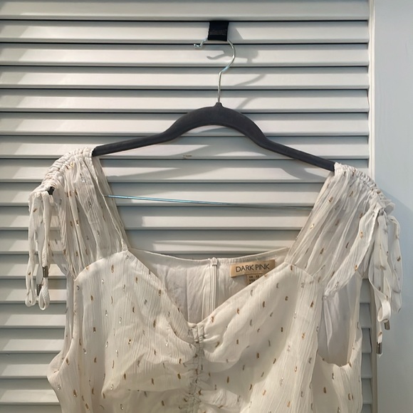 “Dark Pink” Flowy Dress - Picture 4 of 5